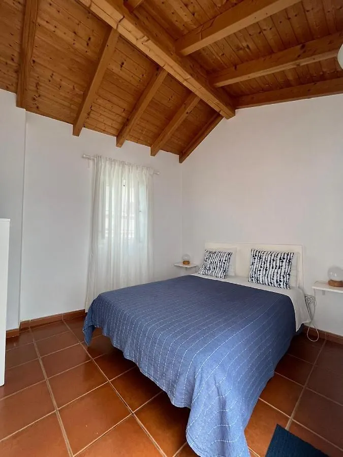Sudoeste Guest House Odeceixe 3*,  Portugal